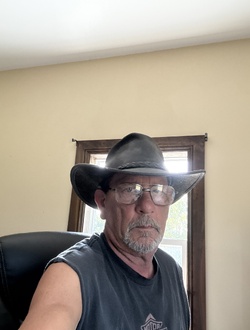 Richard's profile, a single 60-year-old a man in Harlan