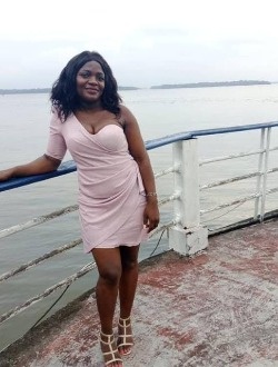 Tamara's profile, a single 43-year-old a woman in Douala