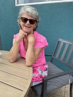 Chantal's profile, a single 77-year-old a woman in Mirabel