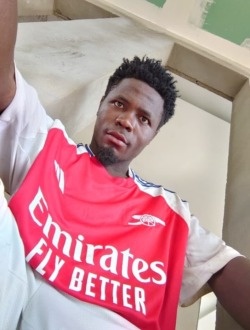 Wale's profile, a single 25-year-old a man in Douala