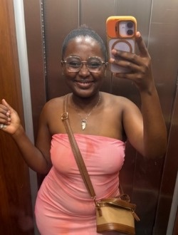 Morelle's profile, a single 22-year-old a woman in Milan