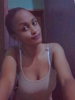 Dani's profile, a single 20-year-old a woman in Yaoundé