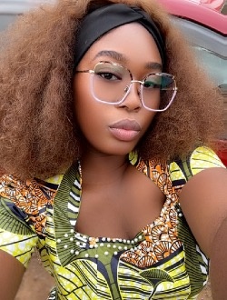 Tony's profile, a single 26-year-old a woman in Yaoundé