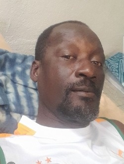 Phiphi's profile, a single 50-year-old a man in Petit Abidjan-Youkou