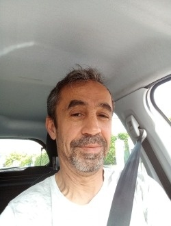 Tony's profile, a single 50-year-old a man in Dijon
