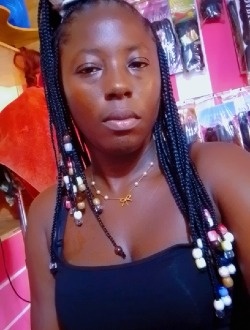 Moraine's profile, a single 25-year-old a woman in Aboisso Comoé