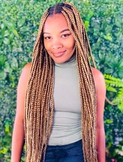 Angelina's profile, a single 25-year-old a woman in Toamasina