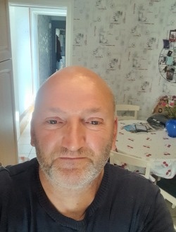 Michael's profile, a single 54-year-old a man in Couvin