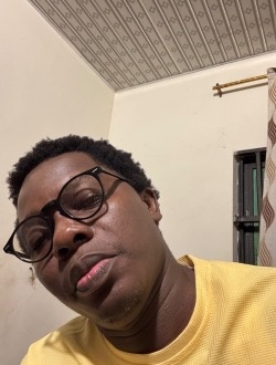 Brice's profile, a single 26-year-old a man in Lomé