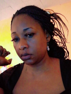 PhilomÈne's profile, a single 43-year-old a woman in Yaoundé