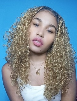 Misha's profile, a single 29-year-old a woman in Toamasina