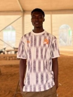Razack's profile, a single 20-year-old a man in 1200 Logements