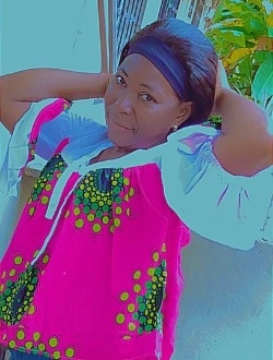 Renée's profile, a single 51-year-old a woman in Bassa