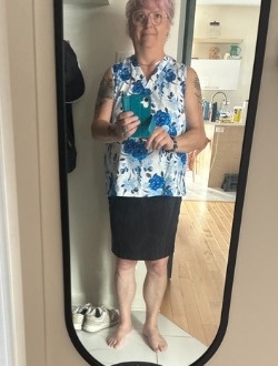 Carmen's profile, a single 62-year-old a woman in Saint-Cyprien-de-Napierville