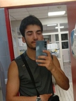 Chdoula's profile, a single 26-year-old a man in Modica