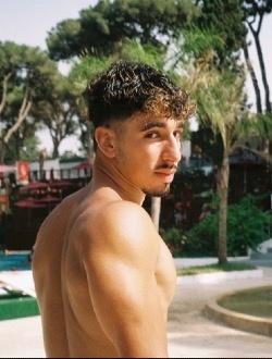 Kamil's profile, a single 24-year-old a man in Deli Ibrahim