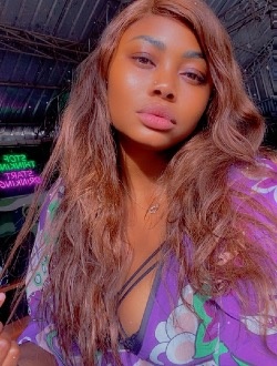 Venus's profile, a single 36-year-old a woman in Douala