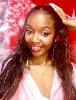 Winah's profile, a single 23-year-old a woman in Toamasina