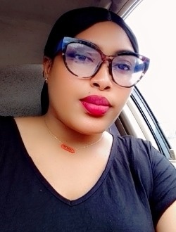 Tania's profile, a single 35-year-old a woman in Abidjan