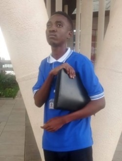 Wilfried's profile, a single 23-year-old a man in Yaoundé