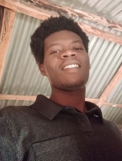 Romeo's profile, a single 24-year-old a man in Lomé
