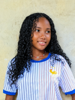 Carmella's profile, a single 18-year-old a woman in Sambava