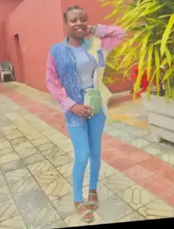 Sandy's profile, a single 23-year-old a woman in Kinshasa