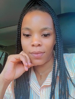 Lumière's profile, a single 29-year-old a woman in Douala