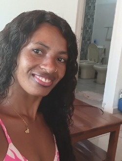 Evettia's profile, a single 34-year-old a woman in Sambava