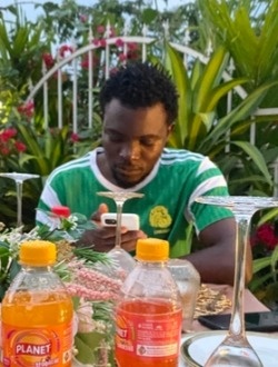Georgi's profile, a single 22-year-old a man in Yaoundé