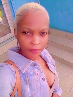 Chi's profile, a single 32-year-old a woman in Pointe-Noire