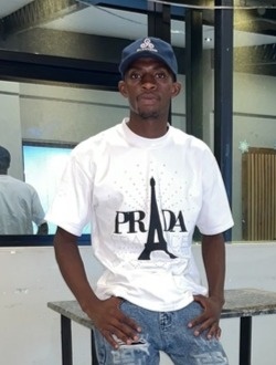 Marc Dilan's profile, a single 20-year-old a man in Yaoundé