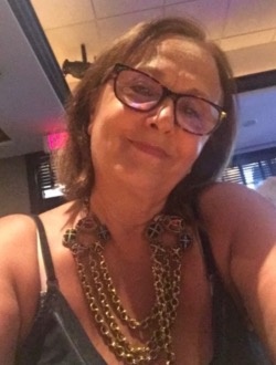 Fatine's profile, a single 73-year-old a woman in Brossard