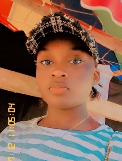 Manuela's profile, a single 18-year-old a woman in Kinshasa Nongo