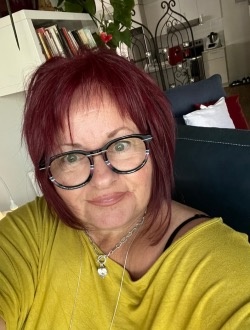 Johanne's profile, a single 63-year-old a woman in Québec