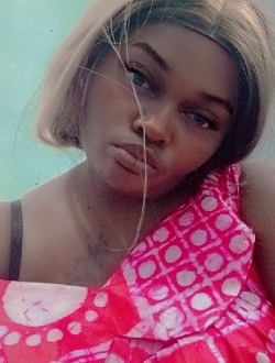 Linda's profile, a single 28-year-old a woman in Douala