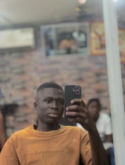 Red's profile, a single 58-year-old a man in Abidjan