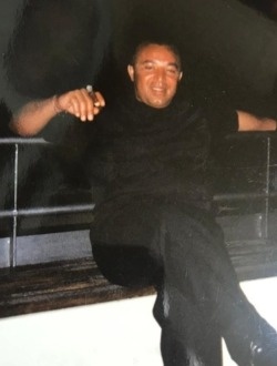 Georges's profile, a single 45-year-old a man in Paris