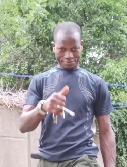 Mahamadi's profile, a single 36-year-old a man in Paris