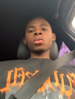 Toupé's profile, a single 21-year-old a man in Abidjan