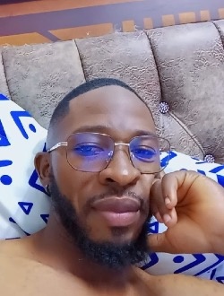 Mouhamed Razak's profile, a single 38-year-old a man in Douala