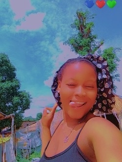 Mina's profile, a single 25-year-old a woman in Dakar Dodj