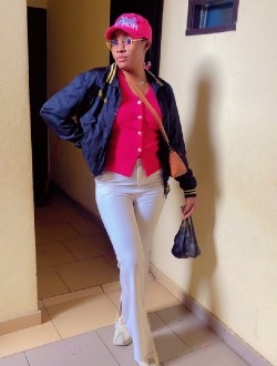 Noelle's profile, a single 30-year-old a woman in Abou