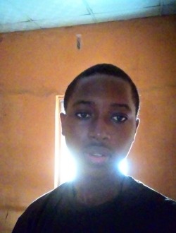 Romaine's profile, a single 21-year-old a man in Abailenle
