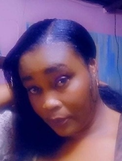 Alice's profile, a single 41-year-old a woman in Abidjan