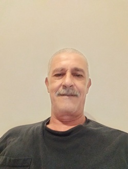 Gharbi's profile, a single 66-year-old a man in Cité Khaled Ibn El Walid