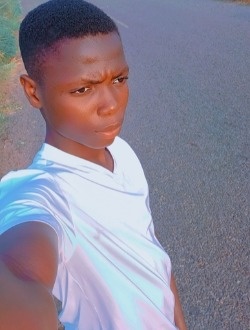 Camillo's profile, a single 25-year-old a man in Lomen