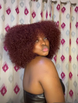 Nathalie's profile, a single 32-year-old a woman in Douala
