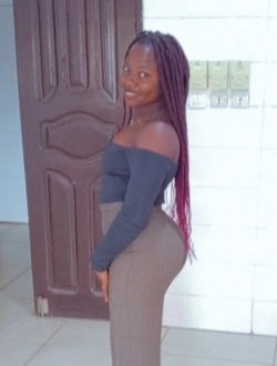 Aubine's profile, a single 23-year-old a woman in Marrakech