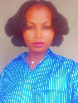 Sandrine's profile, a single 24-year-old a woman in Yaoundé